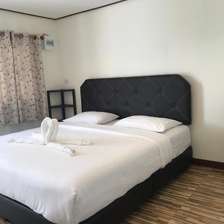 קון קאן บ้านวิรา ห้องพัก Baan Wira מראה חיצוני תמונה