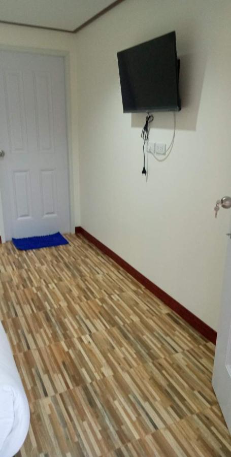 קון קאן บ้านวิรา ห้องพัก Baan Wira מראה חיצוני תמונה