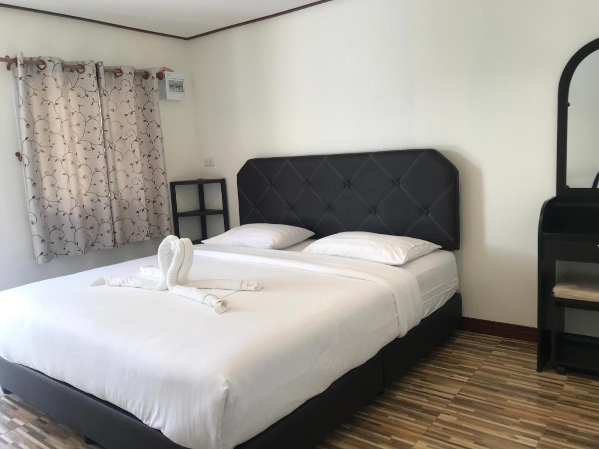 קון קאן บ้านวิรา ห้องพัก Baan Wira מראה חיצוני תמונה